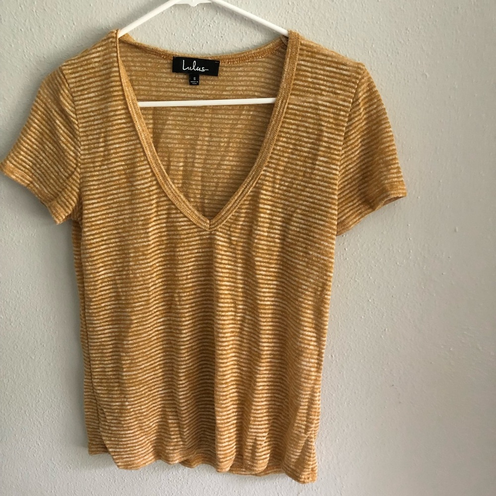 Lulus small T-shirt